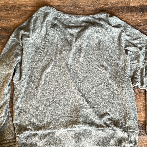 American Eagle top - Picture 10 of 15